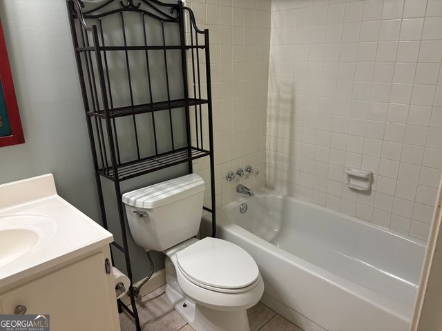 1914 Powers Ferry Trace SE, Marietta, GA 30067