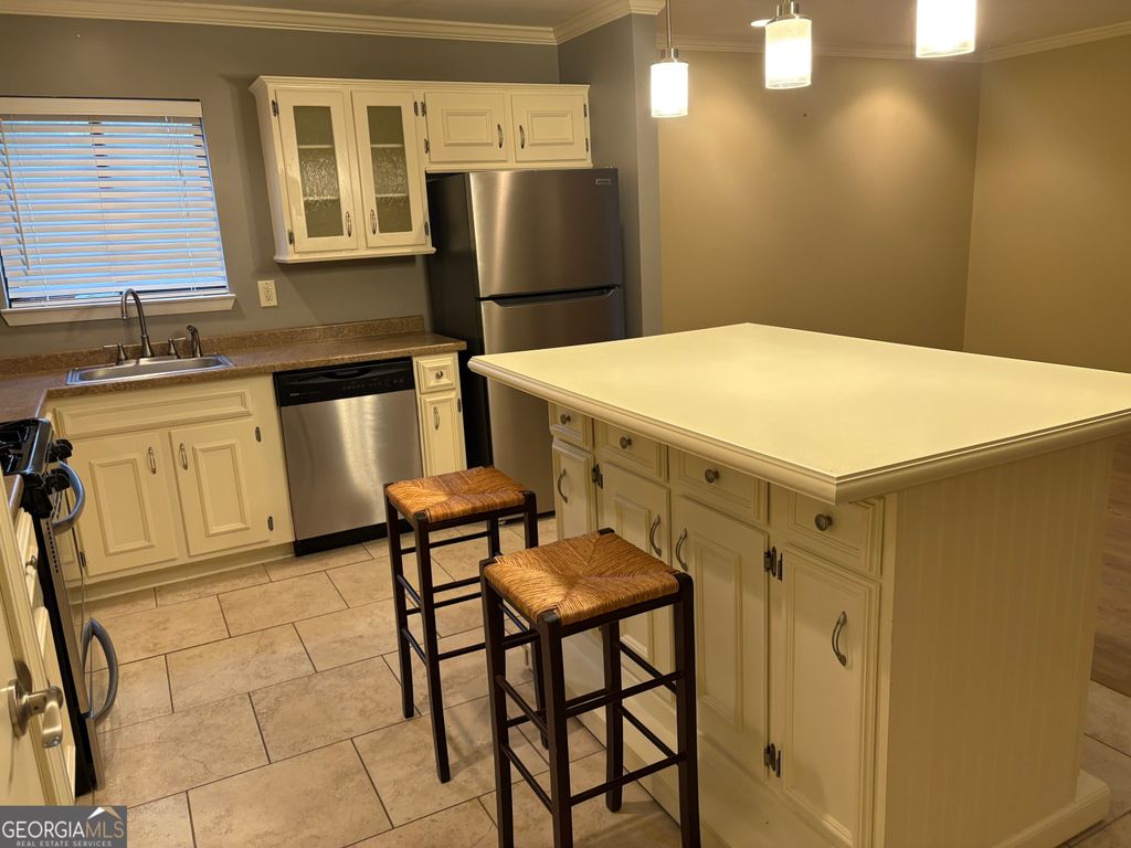 1914 Powers Ferry Trace SE, Marietta, GA 30067