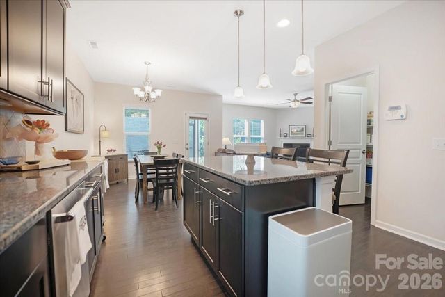 5122 Mount Clare Lane, Charlotte, NC 28210