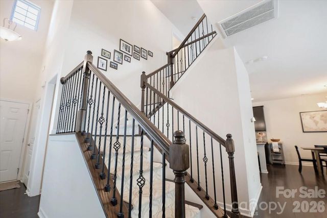 5122 Mount Clare Lane, Charlotte, NC 28210