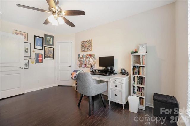 5122 Mount Clare Lane, Charlotte, NC 28210
