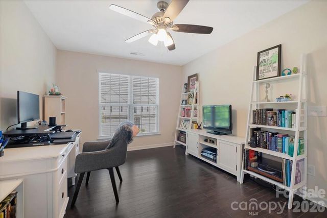 5122 Mount Clare Lane, Charlotte, NC 28210