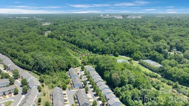 5122 Mount Clare Lane, Charlotte, NC 28210