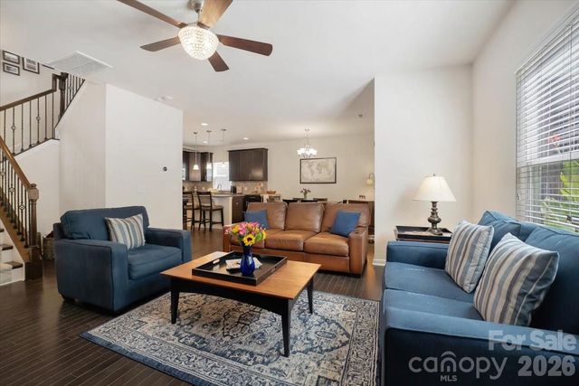 5122 Mount Clare Lane, Charlotte, NC 28210