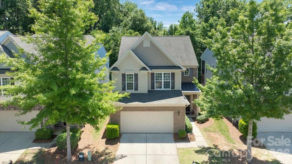 5122 Mount Clare Lane, Charlotte, NC 28210