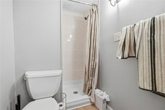 3236 Central Dr, South Park, PA 15332
