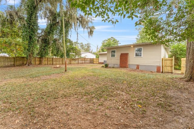 172 SE SAINT MARGARETS STREET, Lake City, FL 32025