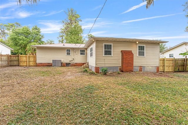 172 SE SAINT MARGARETS STREET, Lake City, FL 32025