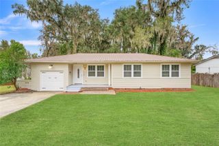 172 SE SAINT MARGARETS STREET, Lake City, FL 32025