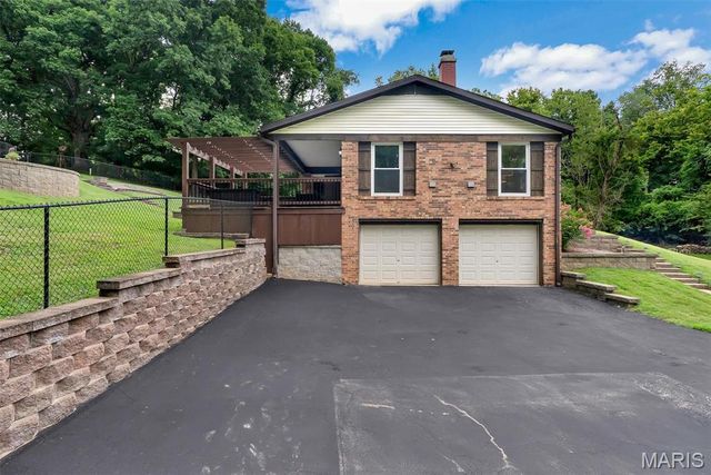 3837 Fleur Du Bois Drive, Florissant, MO 63034