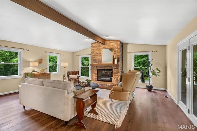 3837 Fleur Du Bois Drive, Florissant, MO 63034
