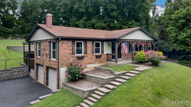 3837 Fleur Du Bois Drive, Florissant, MO 63034