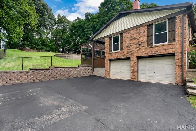3837 Fleur Du Bois Drive, Florissant, MO 63034