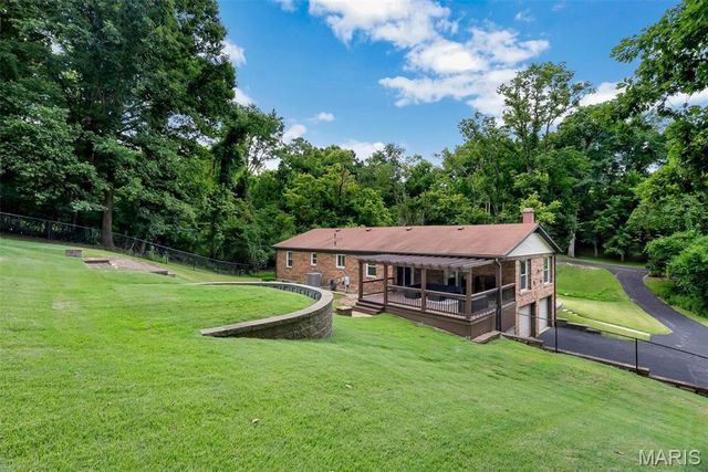 3837 Fleur Du Bois Drive, Florissant, MO 63034