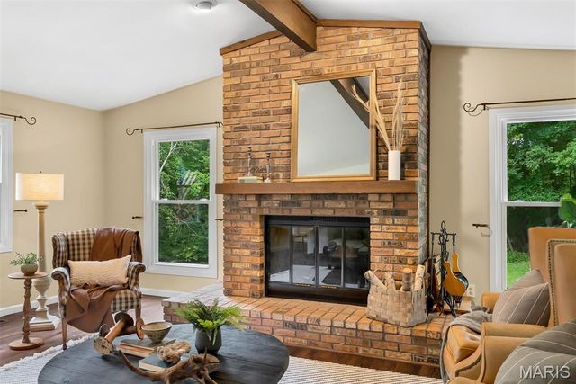 3837 Fleur Du Bois Drive, Florissant, MO 63034
