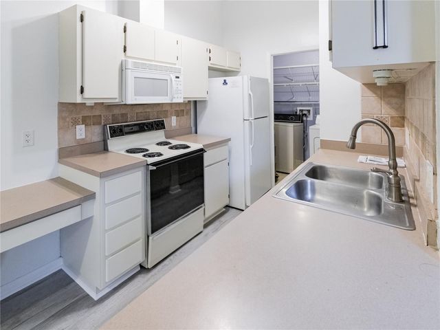 2850 SW 38TH PLACE, Gainesville, FL 32608