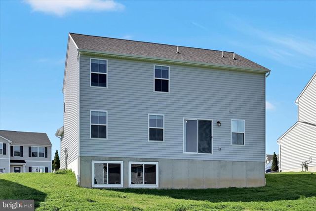 145 APPALOOSA DR, Marietta, PA 17547
