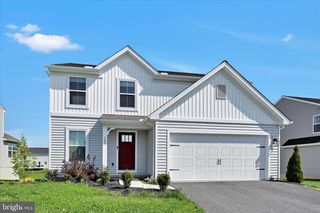 145 APPALOOSA DR, Marietta, PA 17547