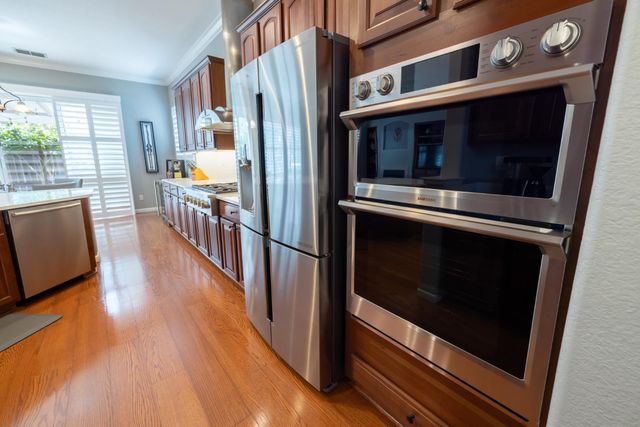 220 Cashman Cir, Sacramento, CA 95835