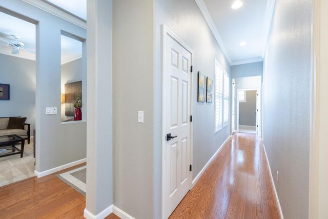 220 Cashman Cir, Sacramento, CA 95835