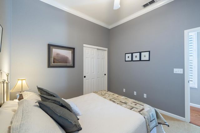 220 Cashman Cir, Sacramento, CA 95835