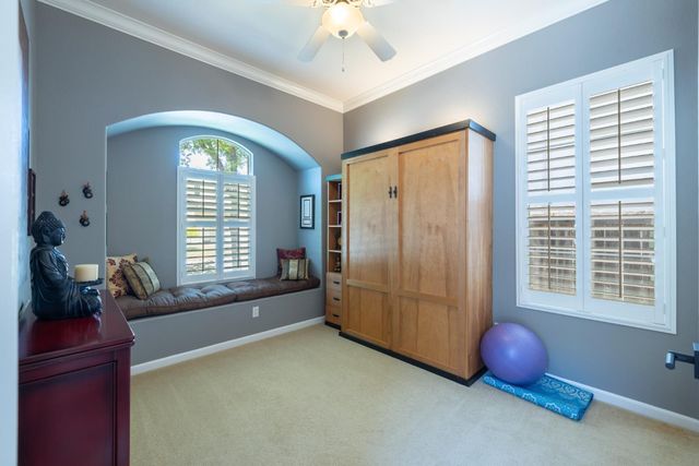 220 Cashman Cir, Sacramento, CA 95835