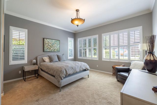 220 Cashman Cir, Sacramento, CA 95835