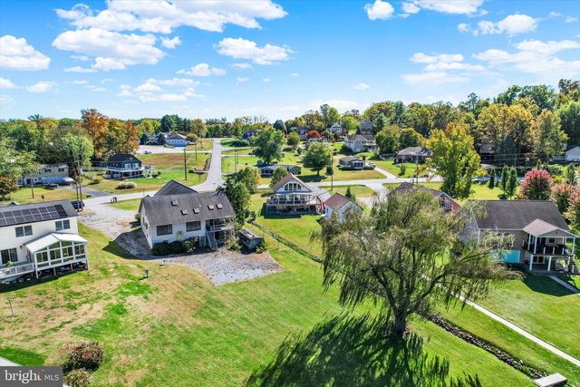 400 LAKE MEADE DR, East Berlin, PA 17316