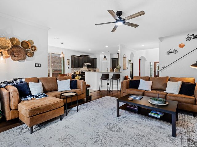 512 WAGON WHEEL WAY, Cibolo, TX 78108