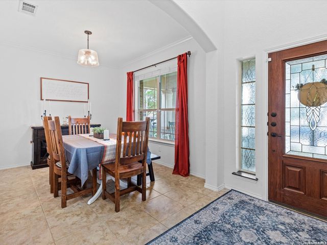 512 WAGON WHEEL WAY, Cibolo, TX 78108
