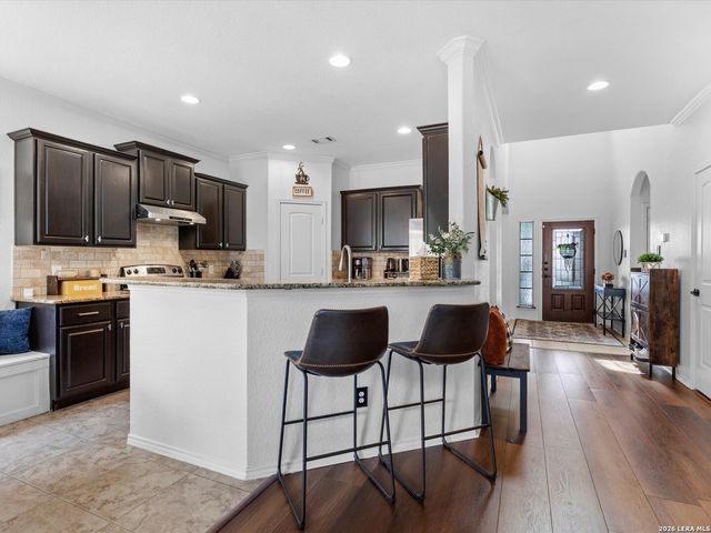 512 WAGON WHEEL WAY, Cibolo, TX 78108