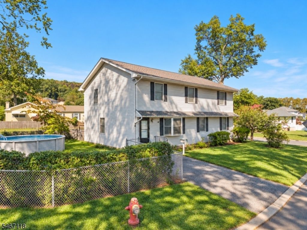 29 Garrabrant Rd, Clifton City, NJ 07013 — photo 3