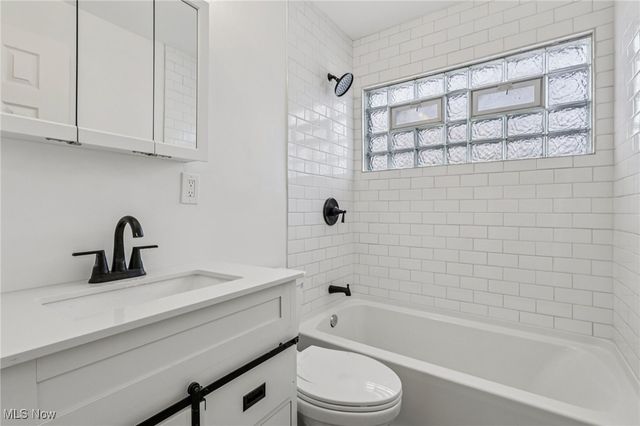 24010 Timberlane Road, Warrensville Heights, OH 44128