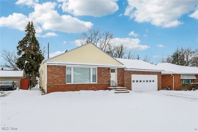 24010 Timberlane Road, Warrensville Heights, OH 44128