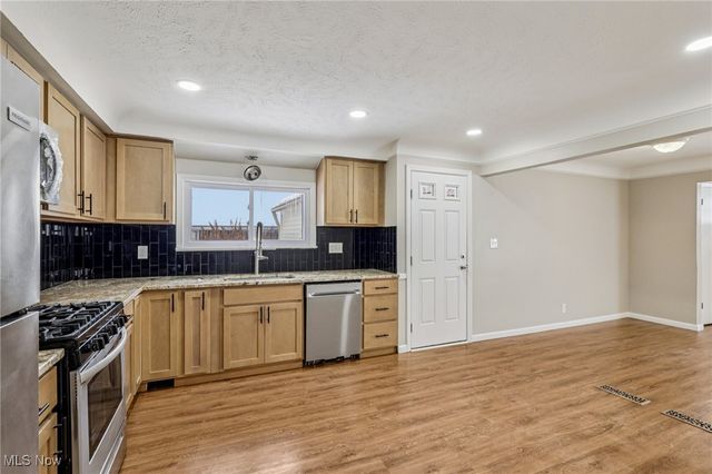 24010 Timberlane Road, Warrensville Heights, OH 44128