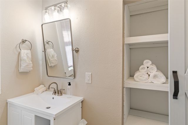 7424 County Road 961, Nevada, TX 75173