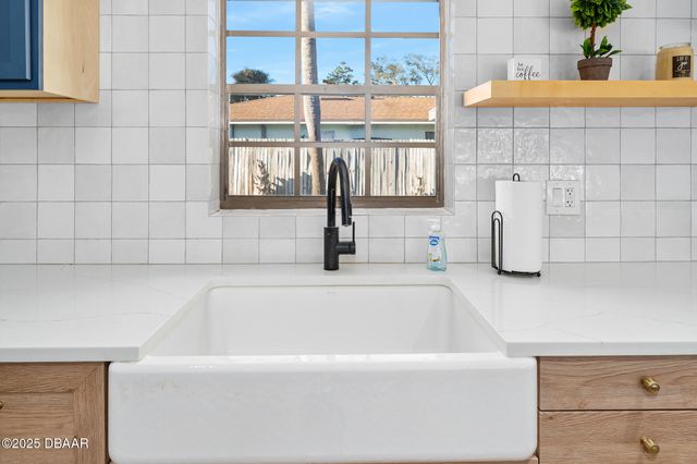 2 Avenue Bonita, Ormond Beach, FL 32174