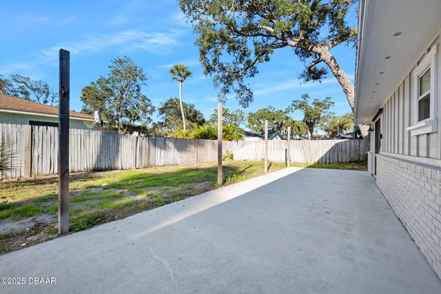 2 Avenue Bonita, Ormond Beach, FL 32174