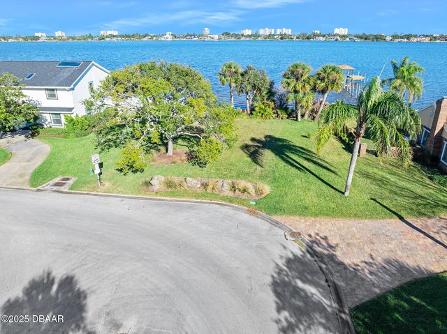 2 Avenue Bonita, Ormond Beach, FL 32174