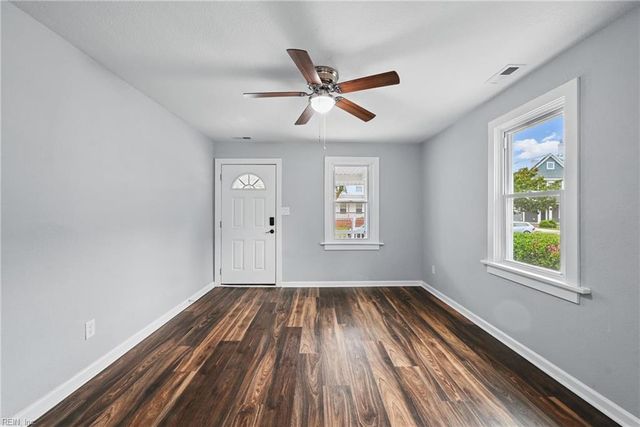 418 W 26th ST, Norfolk, VA 23517