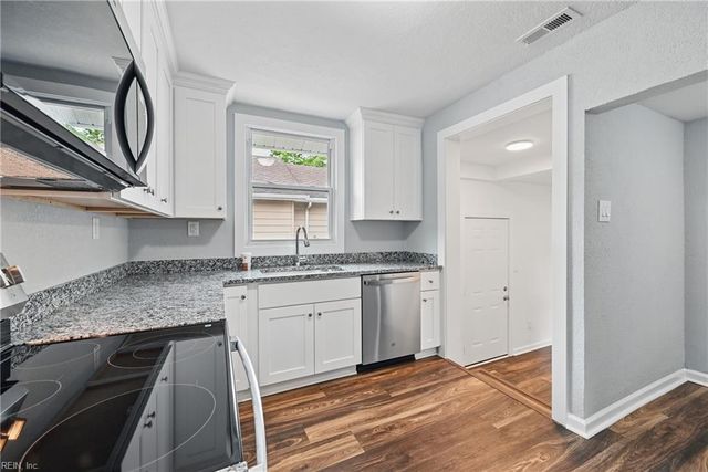 418 W 26th ST, Norfolk, VA 23517