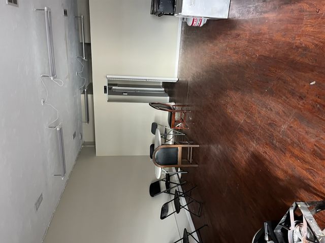 1169 S Elmhurst Road, Des Plaines, IL 60016