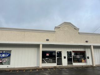 1169 S Elmhurst Road, Des Plaines, IL 60016