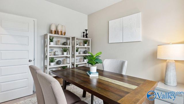 111 Wolfe Lane, Huntsville, AL 35811