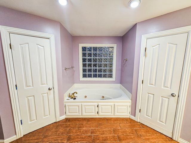 215 Northwood Ave, Shelbyville, TN 37160
