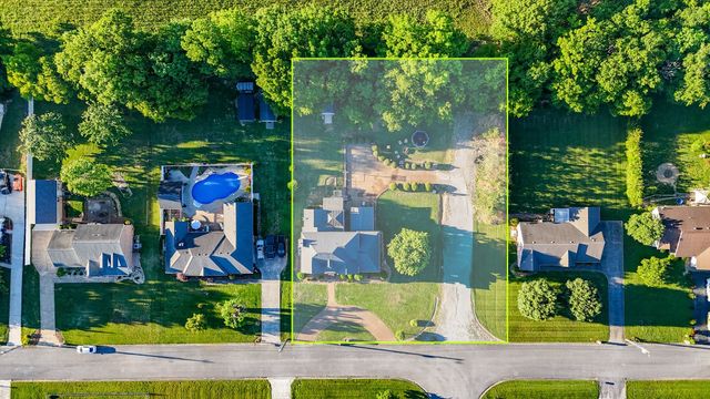 215 Northwood Ave, Shelbyville, TN 37160