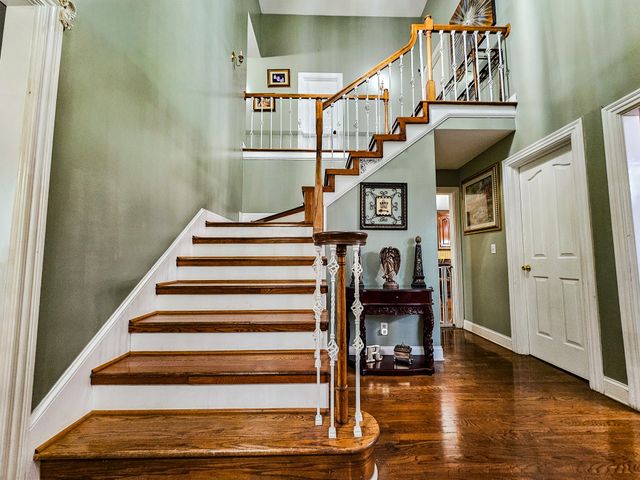 215 Northwood Ave, Shelbyville, TN 37160