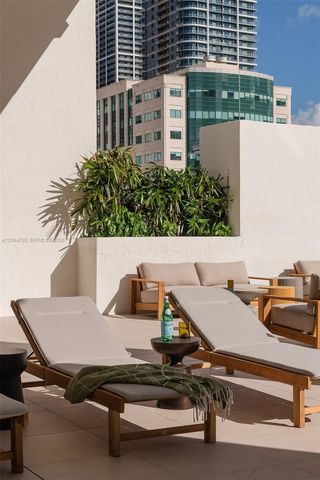 225 N Miami Ave 3412, Miami, FL 33128