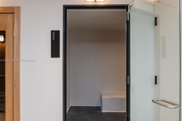 225 N Miami Ave 3412, Miami, FL 33128
