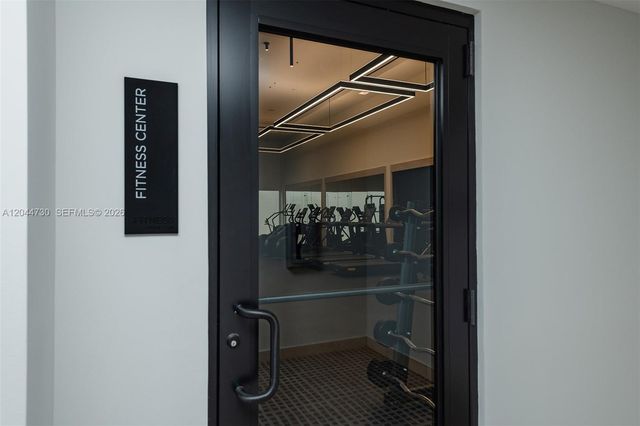 225 N Miami Ave 3412, Miami, FL 33128